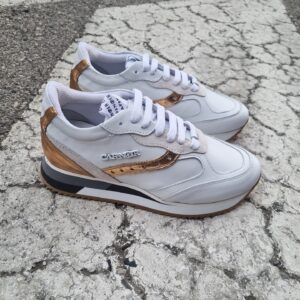 CAFèNOIR - Sneakers in pelle con riporti laminati su suola running bianco